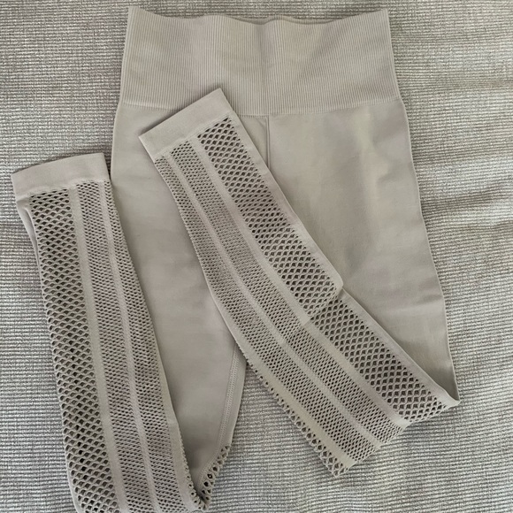 Varley Pants - Varley Leggings XS